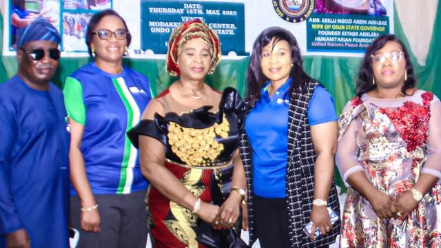 Fidelity Bank image L-R: Commissioner for Education, Osun State, Hon. Dipo Eluwole representing Governor Ademola Adeleke of Osun State; Regional Bank Head, SouthWest II, Fidelity Bank Plc, Mrs. Morenike Olabisi; Wife of Osun State Governor; Ambassador Ngozi Adeleke; Regional Operations Service Supervisor, Southwest 2, Fidelity Bank Plc, Mildred Ajepe; and Wife of the Deputy State Governor, Mrs. Olusola Adewusi; during the Fidelity Food Bank distribution in partnership with Esther Adeleke Foundation in Modakeke, Ile-Ife Community, Osun State recently…