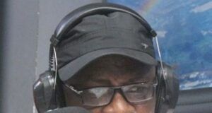 20th Anniversary: ParrotXtra Media Network Holds Southwest Leadership Summit On Monday Ambassador Olayinka Agboola...doing what he loves to do best...