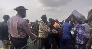 Soka, Ibadan Tuesday Road Mishap Claims Over 10 Lives Over 10 lives are believed to have been lost in a Tuesday morning Lagos-Ibadan Expressway accident around Soka Area of Ibadan.