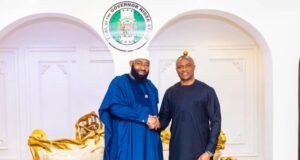 Niger State’s Flood Victims Receive Critical Relief From Body of Bank CEOs The Executive Governor of Niger State, His Excellency, Governor Mohammed Umaru Bago; Chairman, Body of Bank CEOs and Group Managing Director/CEO, United Bank for Africa (UBA) Plc, Oliver Alawuba during the donation of relief materials from the Body of Bank CEOs in Nigeria, aimed at supporting victims of the recent devastating floods in Mokwa Local Government Area held at the Niger State House in Abuja at the weekend…