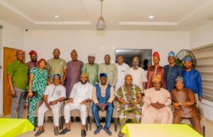 Nostalgia As Oyo Speaker, Ogundoyin Reunites Past Legislators