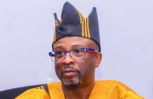 Abidikugu Joins Others To Mourn Demise Of Olubadan, Oba Olakulehin Chief (Dr) Kazeem Adesina Abidikugu