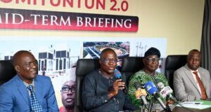 OYSADA Boss Speaks About Agribusiness, Other Achievements From left, Permanent Secretary, Oyo State Agricbusiness Development Agency (OYSADA), Mr Badmus Kolawole; Director General of the Agency, Dr Debo Akande; State Project Coordinator, Mr Kola Kazeem and Special Adviser on Media/Chief Press Secretary to Oyo State Governor, Dr Sulaimon Olanrewaju, during the Omituntun 2.0 Mid-Term Inter Ministerial Press Briefing by Director General, OYSADA, held at Governor's Office Media Conference Room, Secretariat, Ibadan…