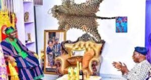 Alaafin Vs Ooni: Obasanjo Visits Oba Akeem Owoade In Oyo