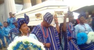 Olubadan’s Lying-In-State: Makinde, CCII, Others Bid Oba Olakulehin Farewell