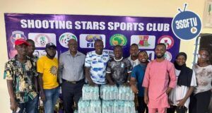 3SCFansTV Community Donates Water To Oluyole Warriors