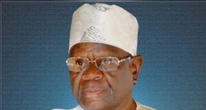 You Are A Blessing To Nigeria, Sen. Alli Tells Bashorun Kola Daisi @ 93 Bashorun Kola Daisi