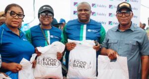 CSR: Fidelity Bank Distributes Food Items in Ondo State L-R: Branch Leader, Akure, Fidelity Bank Plc, Mrs. Angela Akeju; Team Lead, CSR, Fidelity Bank Plc, Victoria Abuka; Regional Bank Head, Southwest 1, Fidelity Bank Plc, Folaranmi Jemirin; and Chairman, Ondo State Oil Producing Areas Development Commission (OSOPADEC), Prince Biyi Poroye, at the Fidelity Food Bank distribution event held in Igbokoda Community, Ilaje Local Government Area of Ondo State, recently…
