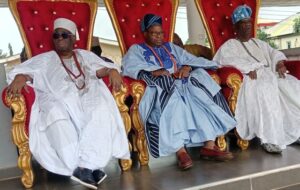 Oba Adebayo Akande left with others at interdenominational prayers at the Olubadans Palace in Oke Aremo