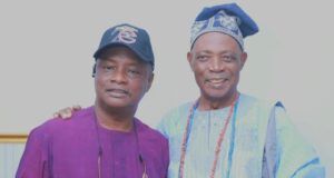 Photo: Agboola, ParrotXtra Publisher Visits Olubadan-Designate, Oba Ladoja Ambassador Olayinka Agboola of ParrotXtra Media Network, left, with Oba Rashidi Ladoja...