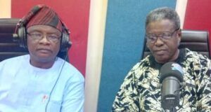 Oduwole, Ex-MD Blames Segun Osoba For Collapse Of Sketch Newspaper, Ouster Alagba Biodun Oduwole, right, with Olayinka Agboola...during the live Radio Show on Splash 105.5fm...