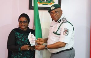Money Laundering/Smuggling: EFCC, Nigeria Customs Service Deepen Ties