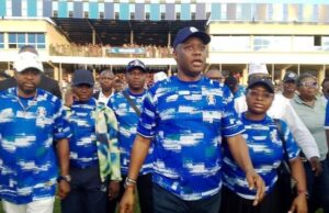 NPFL: Makinde Joins Other Fans As 3SC Defeat Plateau United Oyo's Governor Seyi Makinde and others at the stadium on Sunday...