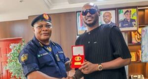 2Baba Becomes Safety Ambassador For Federal Fire Service …2Baba with the Controller General of the Federal Fire Service, Samuel Adeyemi...