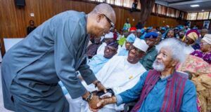 Photo: Soyinka, Alapini, Others Witness Investiture Of Boboye As President Of CILT Chief Tunji Alapini, left, exchanges pleasantries with Prof Wole Soyinka, right, while others look on...