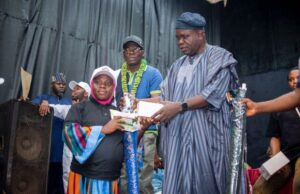 Excitement As Oyo Lawmaker, Akinmoyede Olafisoye Empowers Another 300 Constituents