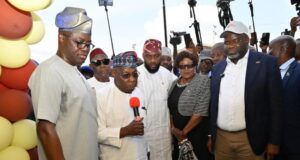 Obasanjo Salutes Makinde, Says ‘He’s Making Ibadan Liveable’