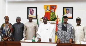 Push Against Insecurity: South West Governors Meet In Ibadan L-R: Kola Adewusi (Osun Deputy) Biodun Oyebanji (Ekiti); Seyi Makinde (Oyo); Babajide Sanwo-Olu (Lagos); Dapo Abiodun (Ogun) and Lucky Ayedatiwa (Ondo), during the South West Governors' Forum meeting, held at Executive Chamber, Governor's Office, Secretariat, Ibadan…