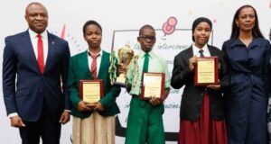 History Recorded As 13-Year-Old Student, Ebunoluwa Seth, Emerges Winner Of 15th UBA Foundation Essay Competition …Group Managing Director, United Bank for Africa, (UBA Plc) Oliver Alawuba; 1st Runner up and Student of Christian International High School, Owerri; Winner, 2025 UBA Foundation National Essay Competition and student of Igando Community Senior High School, Ebunoluwa Seth Oluwatimelehin; and Managing Director/CEO, UBA Foundation, and 2nd Runner up, and student of Cornerstone Montessori Schools, Gudu Abuja, Bayero Fatima Auwal during the grand finale of the 2025 UBA Foundation National Essay Competition for senior school students in Nigeria held at UBA House, Lagos, on Tuesday…