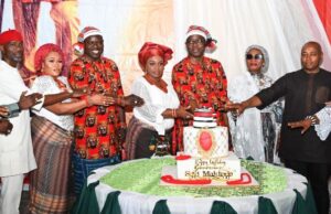 Photo: When Makinde Was Honored In Ebonyi State By Ali Odefa L-R: Hon Abass Agboworin; Chief (Mrs) Oniyinyechi Ali Odefa; PDP National Vice Chairman (South East), Chief Ali Odefa, Wife of Oyo State Governor, Tamunominini Makinde; Governor Seyi Makinde; deputy governor of Ebonyi State, Princess Patricia Onyemaechi Obila and Enugu State deputy governor, Barr Ifeanyi Ossai, during a reception in honor of Governor Makinde Birthday and Book Presentation "The Seyi Makinde Story" by Ali Odefa, held at Re-Meritona Hotel, Abakaliki, Ebonyi State…