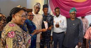 Dr Sola Akande-Led OYSHIA Named Oyo’s Most Outstanding Agency Of The Year Dr Sola Akande and other elated staff members of OYSHIA at the event...