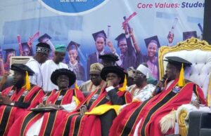 18th Convocation: Lead City ‘Varsity Honours Olubadan, Turns Out 290 First Class Students ...the Olubadan of Ibadanland, Oba Rashidi Ladoja, right, with others at the event...