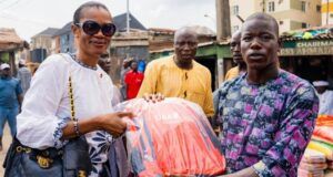 Vulnerable Communities, Others Smile As UBA Foundation Deepens Pan-African Impact MD/CEO UBA Foundation, Bola Atta presenting gifts items to children of vulnerable communities at Okobaba, Lagos, recently...