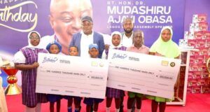 Excitement As Obasa Redeems ₦100, 000 Cash Promise To 500 Secondary School Students Rt. Hon. (Dr) Mudashiru Obasa, Speaker of Lagos Assembly...with some of the students...