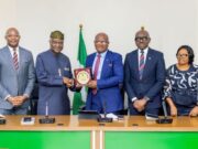 ACAMB’s New President Unveils Ambitious Plans, Secures Support From CIBN L-R: Association of Corporate and Marketing Professionals in Banks (ACAMB) President, Mr Jide Sipe; ACAMB BoT Chairman, Dr Tunde Lemo; Chartered Institute of Bankers of Nigeria, (CIBN) President, Prof. Pius Olarenwaju; Registrar, CIBN, Mr Akin Morakinyo and Mrs Rita Adeyanju, Director, Legal and Secretariat Services, CIBN, during a courtesy visit of ACAMB executives and BOT to the CIBN Chamber in Victoria Island, Lagos, on Tuesday…