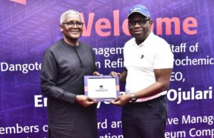 Security For Nigeria’s Energy Future:Dangote Refinery, NNPC Forge Strategic Alliance President/ CE, Dangote Industries limited, Aliko Dangote, left, presents gift to Group Chief Executive Officer of the Nigerian National Petroleum Company (NNPC), Engr. Bayo Bashir Ojulari; During the Group Chief Executive Officer Members of the Board and Executive Management Team of Nigerian National Petroleum Company Limited Visit to Dangote Petroleum Refinery and Fertiliser in Lekki Lagos on Saturday February 2026…