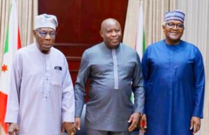 Dangote In Burundi To Explore Investment Opportunities, Visits President L-R: Former Nigerian President Olusegun Obasanjo, President of Burundi, Évariste Ndayishimiye and President of Dangote Group, Aliko Dangote, during a business meeting where Dangote Industries Limited and the Government of Burundi signed strategic agreements on Monday…