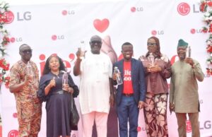 LG Electronics Improves Student Welfare With Solar-Powered Borehole Project In Warri L-R: Mr. Afure Joe Registrar, College of Education, Warri, Dr. (Mrs.) Dorcas Abiri, Bursar, , College of Education, Warri, Dr. Dickson Oyovi (Provost, , College of Education, Warri , Mr. Paul Mba, Head, Corporate Marketing, LG Electronics, Dr. (Mrs.) Ejiro Ukubenije . Librarian, and Dr. Oghenevize Moses Umukoro, Deputy Provost, at the commissioning of Life’s Good solar-powered Borehole donated by LG Electronics in its bid to make access to clean water for all, an event held in Warri on Thursday...