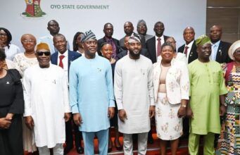Put Oyo State’s Interest First, Makinde Tells 17 New Permanent Secretaries Governor Makinde with the newly sworn-in Permanent Secretaries