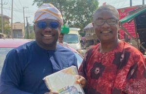 Hon Olakunle Shete Receives Copy Of ParrotXtra’s 20th Anniversary Compendium Hon Olakunle Akinsete aka Shete, left, with Ambassador Olayinka Agboola...