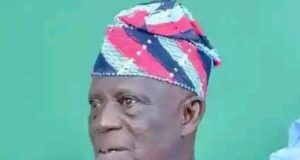 Oyo Guber Aspirant, Barr Akeem Agbaje Joins Others To Mourn Demise Of Pa Sunday Elegbede, Consoles Progressive Family Pa Sunday Adejare Elegbede