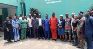 Makinde’s Govt Engages Waste Management Consultants