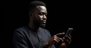 Read About How To Avoid Eye-Damage From Your Phone, Other Devices