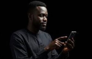 Read About How To Avoid Eye-Damage From Your Phone, Other Devices