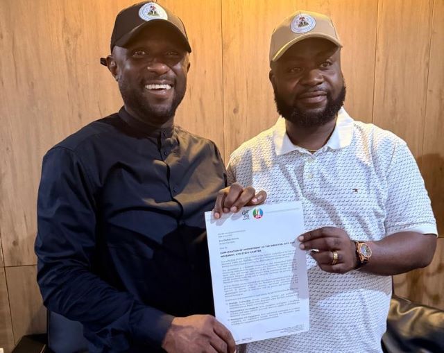 Onireti Hon Olufemi Onireti...receiving his letter of appointment...