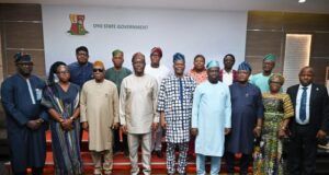 Tourism Promotion In Oyo: Makinde Takes Another Giant Step, Inaugurates Two Committees …Oyo State Governor, Seyi Makinde (fourth left); his deputy, Barr Bayo Lawal (third left); Secretary to the State Government, Prof Musibau Babatunde (fourth right), with the members of Oyo State 25 years Tourism Master Plan Committee and 2026 International Tourism Summit Committee, during their inauguration, held at Executive Chamber Governor's Office Secretariat, Ibadan…
