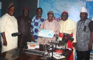 61st Birthday Photos: Agboola, ParrotXtra Publisher Holds Live Panellists’ Session On Radio L-R: Honourable Yinka Omikunle, Hon Tajudeen Adigun Adeniyi Atuu, Sir (Arc) Muyiwa Ige, celebrant, Ambassador Olayinka Agboola, Bishop Ademola Moradeyo and Alagba Oluwaseun Omo Akinola...during the Radio Show...on Tuesday... Photos by Kunle Ogunsola and Lanre Olabisi
