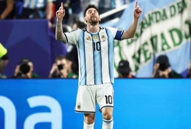 Lionel Messi Lionel Messi
