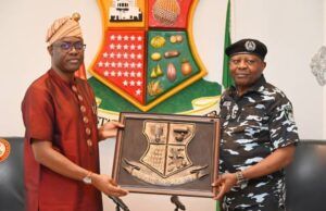 Battle Against Insecurity: We’ll Continue To Cooperate With Federal Authorities, Security Agencies –Makinde Deputy Inspector General of Police in charge of the South-West, DIG Adegoke Fayoade, right, with Governor Seyi Makinde...