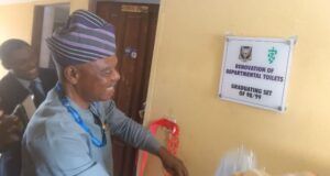 UI Vet. Medicine Class Of 1998/99 Renovates Toilet Facilities, Reaffirms Commitment To Giving Back
