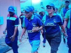 Fitness Drive: Obasanjo Leads Ogun Senior Citizens On 2.5km Walk In Abeokuta ...former President Olusegun Obasanjo, middle, with others during the walk...
