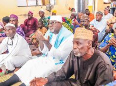 Olajide ‘Odidiomo’ Visits Felele Muslim Community, Donates N5m For Mosque Development