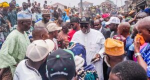 Oranyan Market Fire: Adedeji ‘Odidiomo’ Visits, Sympathises With Traders