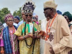 Honouring Character Above Cash: Egbe Omo Usi Confers “Pride of Usi and Brand Ambassador” Award On Wale Ojo-Lanre