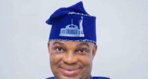 Dem-Bab @ 50: Senator Alli Joins Others To Celebrate Former Oyo NUJ Boss Chief Ademola Babalola...celebrated by Senator Sharafadeen Alli...