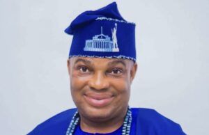 Dem-Bab @ 50: Senator Alli Joins Others To Celebrate Former Oyo NUJ Boss Chief Ademola Babalola...celebrated by Senator Sharafadeen Alli...